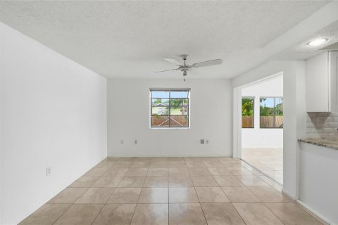 Casa en venta en Sarasota, Florida, 3 dormitorios, 145.3 m2 № 2383784 - foto 27
