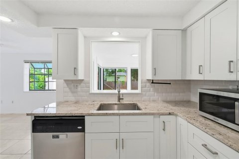 Casa en venta en Sarasota, Florida, 3 dormitorios, 145.3 m2 № 2383784 - foto 20