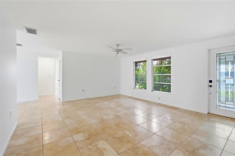 Casa en venta en Sarasota, Florida, 3 dormitorios, 145.3 m2 № 2383784 - foto 13