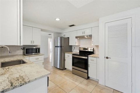 Casa en venta en Sarasota, Florida, 3 dormitorios, 145.3 m2 № 2383784 - foto 19