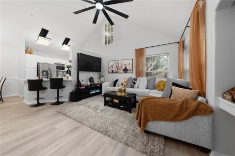 Condo in Orlando, Florida, 2 bedrooms  № 2290590 - photo 6