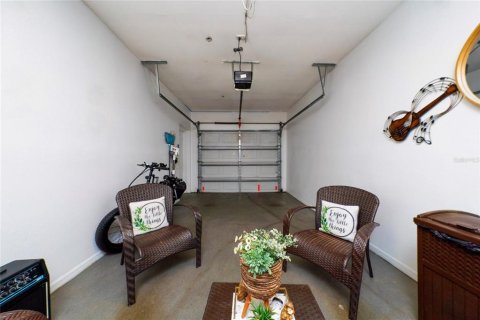 Condo in Orlando, Florida, 2 bedrooms  № 2290590 - photo 24
