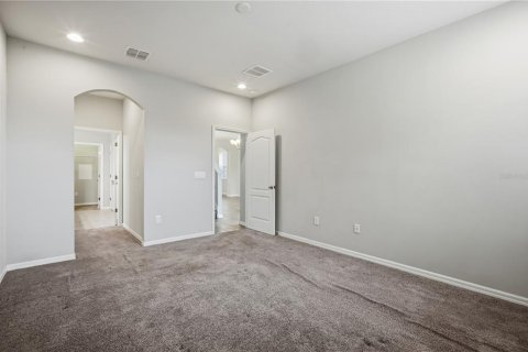 Touwnhouse à louer à Brandon, Floride: 3 chambres, 172.8 m2 № 2436783 - photo 16
