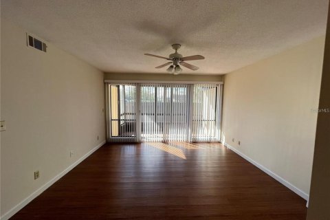 Condo in Palm Coast, Florida, 2 bedrooms  № 1793260 - photo 13