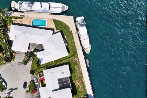 Купить виллу или дом в Форт-Лодердейл, Флорида 3 комнаты, 647.9м2, № 2351244 - фото 5