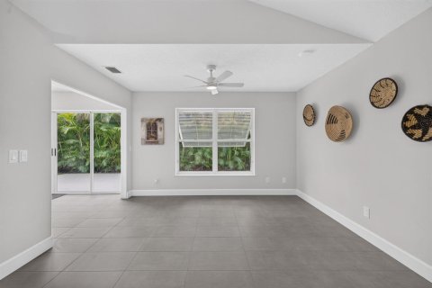 Villa ou maison à vendre à Stuart, Floride: 3 chambres, 140.1 m2 № 2363525 - photo 12