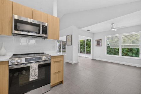 Villa ou maison à vendre à Stuart, Floride: 3 chambres, 140.1 m2 № 2363525 - photo 19