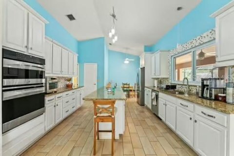 Casa en venta en Spring Hill, Florida, 5 dormitorios, 314.01 m2 № 1686409 - foto 17