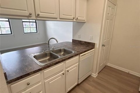 Condominio en alquiler en Orlando, Florida, 1 dormitorio, 52.21 m2 № 1904165 - foto 4