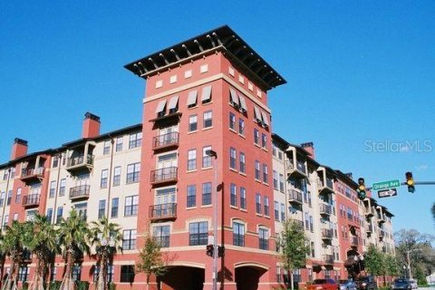 Condominio en alquiler en Orlando, Florida, 1 dormitorio, 52.21 m2 № 1904165 - foto 1