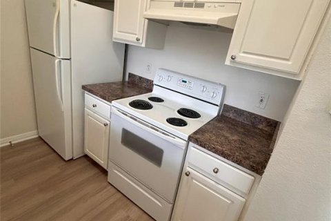 Condominio en alquiler en Orlando, Florida, 1 dormitorio, 52.21 m2 № 1904165 - foto 3