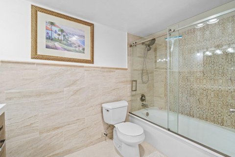 Купить кондоминиум в Бойнтон-Бич, Флорида 4 комнаты, 118.91м2, № 2083151 - фото 21