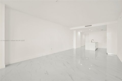 Copropriété à vendre à Miami, Floride: 3 chambres, 152.64 m2 № 1854733 - photo 20
