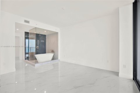Copropriété à vendre à Miami, Floride: 3 chambres, 152.64 m2 № 1854733 - photo 18
