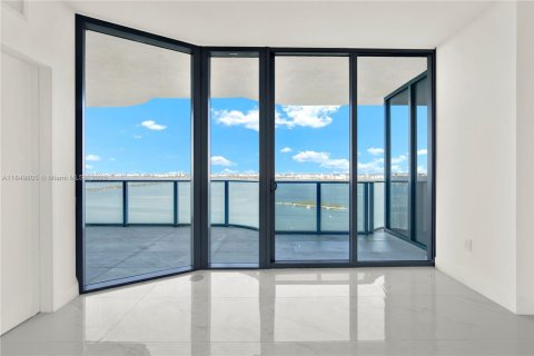 Copropriété à vendre à Miami, Floride: 3 chambres, 152.64 m2 № 1854733 - photo 9