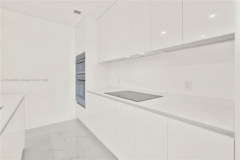 Copropriété à vendre à Miami, Floride: 3 chambres, 152.64 m2 № 1854733 - photo 16