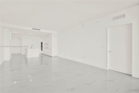 Copropriété à vendre à Miami, Floride: 3 chambres, 152.64 m2 № 1854733 - photo 21