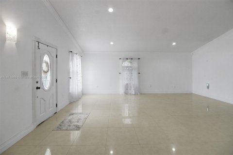 Villa ou maison à vendre à Miami, Floride: 3 chambres, 164.99 m2 № 1922664 - photo 7