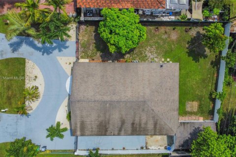 Villa ou maison à vendre à Miami, Floride: 3 chambres, 164.99 m2 № 1922664 - photo 4