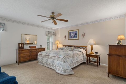 House in Spring Hill, Florida 2 bedrooms, 170.48 sq.m. № 1879067 - photo 28