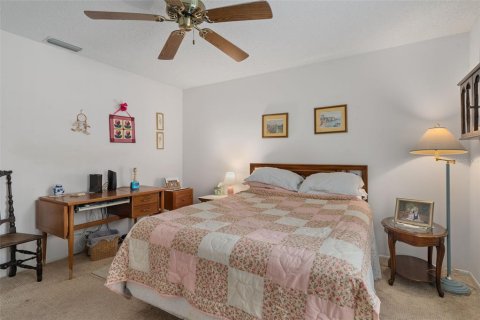 House in Spring Hill, Florida 2 bedrooms, 170.48 sq.m. № 1879067 - photo 25