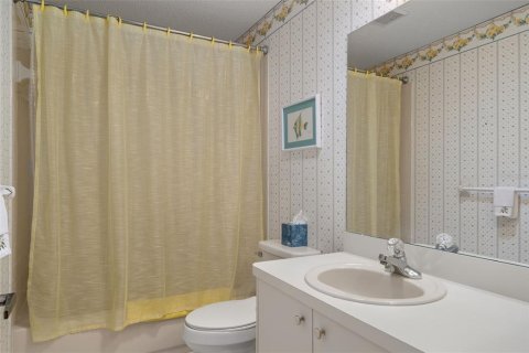 House in Spring Hill, Florida 2 bedrooms, 170.48 sq.m. № 1879067 - photo 26