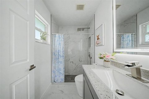 House in Sebring, Florida 2 bedrooms, 92.9 sq.m. № 2204794 - photo 27