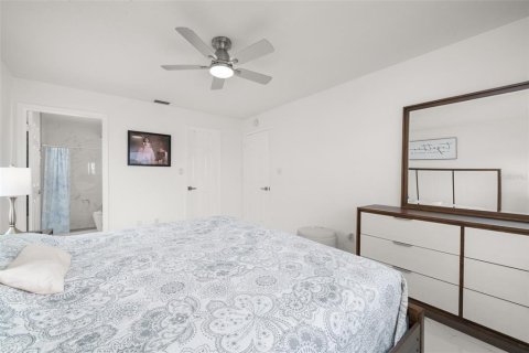 House in Sebring, Florida 2 bedrooms, 92.9 sq.m. № 2204794 - photo 30
