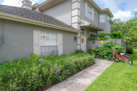 Touwnhouse à vendre à Tampa, Floride: 2 chambres, 139.73 m2 № 1771412 - photo 4