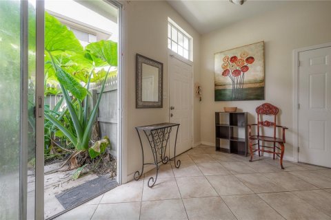 Touwnhouse à vendre à Tampa, Floride: 2 chambres, 139.73 m2 № 1771412 - photo 7