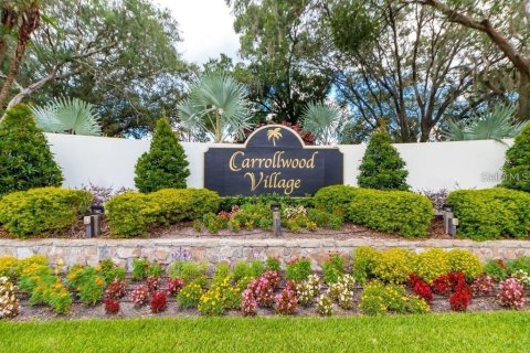 Touwnhouse à vendre à Tampa, Floride: 2 chambres, 139.73 m2 № 1771412 - photo 2