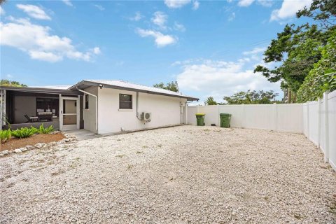 Casa en venta en Sarasota, Florida, 2 dormitorios, 131.92 m2 № 1819524 - foto 28