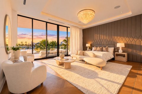 House in Miami Beach, Florida 6 bedrooms, 644.93 sq.m. № 2366161 - photo 10