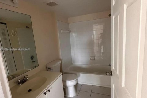 Condominio en venta en Homestead, Florida, 2 dormitorios, 83.15 m2 № 2002390 - foto 10