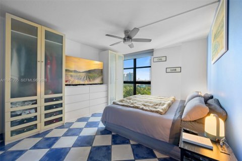 Снять в аренду кондоминиум в Майами-Бич, Флорида 2 спальни, 110.55м2, № 2025720 - фото 13