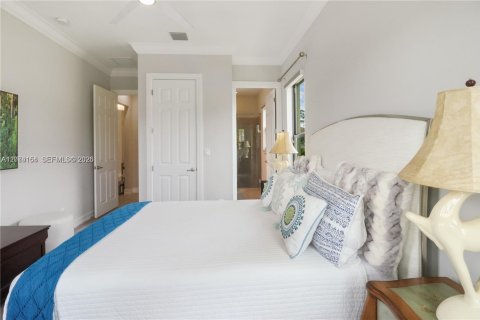 House in Parkland, Florida 2 bedrooms, 219.81 sq.m. № 2325405 - photo 3