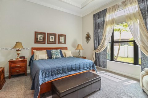 House in Parkland, Florida 2 bedrooms, 219.81 sq.m. № 2325405 - photo 24