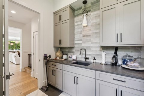 Casa en venta en Winter Park, Florida, 5 dormitorios, 441.66 m2 № 2429672 - foto 20