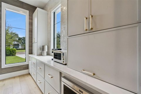 Casa en venta en Winter Park, Florida, 5 dormitorios, 441.66 m2 № 2429672 - foto 19