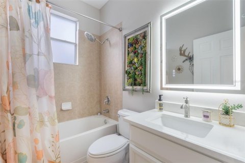 Casa en venta en Winter Garden, Florida, 5 dormitorios, 292.83 m2 № 1919702 - foto 29