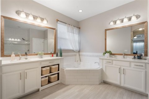 Casa en venta en Winter Garden, Florida, 5 dormitorios, 292.83 m2 № 1919702 - foto 26
