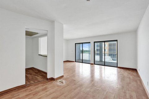 Condo in North Palm Beach, Florida, 1 bedroom  № 2186593 - photo 4