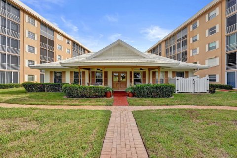 Condo in North Palm Beach, Florida, 1 bedroom  № 2186593 - photo 22