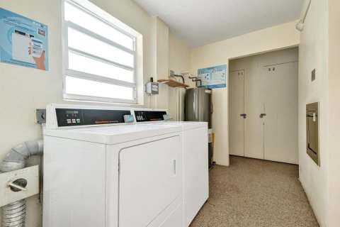 Condo in North Palm Beach, Florida, 1 bedroom  № 2186593 - photo 20
