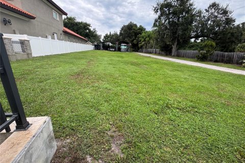 Terreno en venta en Tampa, Florida № 1903257 - foto 3