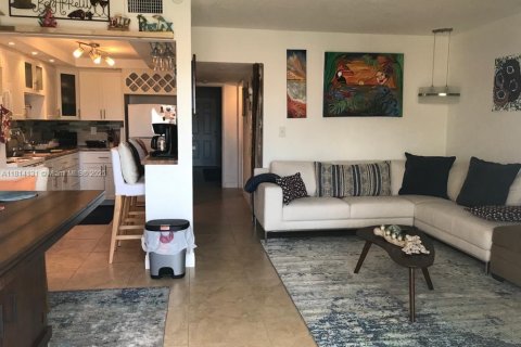 Condominio en venta en Hollywood, Florida, 1 dormitorio, 69.68 m2 № 1960029 - foto 6