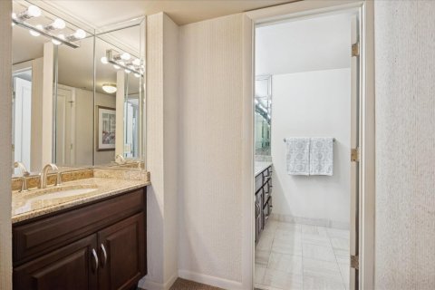Condo in Hollywood, Florida, 2 bedrooms  № 2183156 - photo 11