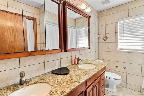 Villa ou maison à vendre à Bradenton, Floride: 5 chambres, 278.8 m2 № 1591942 - photo 28