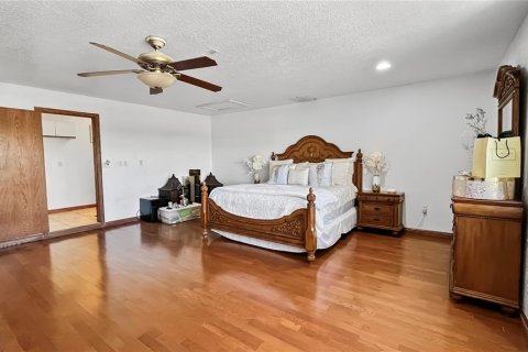 Villa ou maison à vendre à Bradenton, Floride: 5 chambres, 278.8 m2 № 1591942 - photo 30