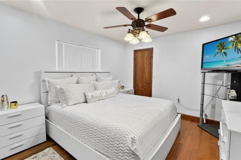 Villa ou maison à vendre à Bradenton, Floride: 5 chambres, 278.8 m2 № 1591942 - photo 19